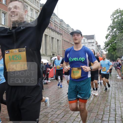 13.09.2026 - Kiel Lauf Yannick Fuchs http://msf.ph/oto/10421012 13.09.2026 10:53:28 Ziel 168, 207, 1757, 2692, 2859, 3498, 4005, 4515, 4657, 5285, 5766, 5769, 5788, 6543, 6712, 6821, 6926, 7021, 7132, 7365, 7649, 9677, 10276, 11166, 11253, 11537, 11556, 12380, 12513, 127, 373, 1071, 1426, 1486, 1550, 2174, 2336, 3104, 3153, 3173, 3431, 3500, 3587, 3657, 4196, 5329, 5642, 5643, 5691, 5710, 5838, 5924, 6015, 6055, 6104, 6161, 6181, 6374, 6695, 6777, 7139, 7596, 7869, 8422, 8483, 8516, 8518, 8580, 8863, 8905, 8935, 9749, 10276, 10367, 10721, 11074, 11097, 1199 meine-sportfotos.de