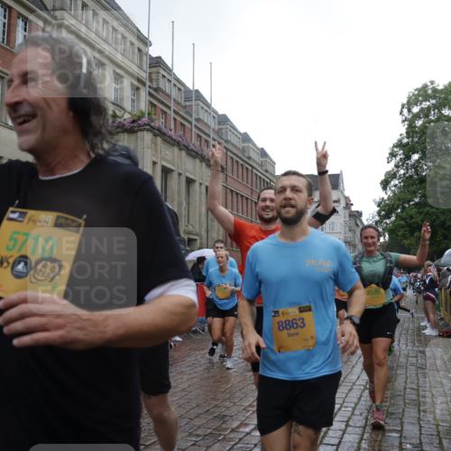 13.09.2026 - Kiel Lauf Yannick Fuchs http://msf.ph/oto/10421059 13.09.2026 10:53:30 Ziel 168, 207, 1199, 1757, 2692, 3027, 3498, 4005, 4515, 4657, 5285, 5766, 5769, 5788, 6543, 6712, 6821, 6926, 7021, 7132, 7365, 7571, 7599, 7649, 8003, 8821, 9677, 11166, 11537, 11556, 12380, 12513, 127, 373, 1071, 1486, 2174, 2336, 2859, 3104, 3153, 3173, 3500, 3587, 3657, 4196, 5642, 5643, 5691, 5710, 5924, 6015, 6055, 6104, 6161, 6181, 6374, 6695, 6777, 7139, 7596, 7869, 8422, 8483, 8516, 8518, 8863, 8905, 9749, 10276, 10367, 10721, 11074, 11097, 11253 meine-sportfotos.de