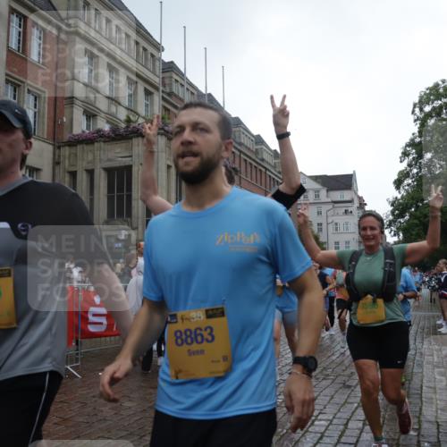 13.09.2026 - Kiel Lauf Yannick Fuchs http://msf.ph/oto/10421072 13.09.2026 10:53:30 Ziel 168, 207, 1199, 1757, 2692, 3027, 3498, 4005, 4515, 4657, 5285, 5766, 5769, 5788, 6543, 6712, 6821, 6926, 7021, 7132, 7365, 7571, 7599, 7649, 8003, 8821, 9677, 11166, 11537, 11556, 12380, 12513, 127, 373, 1071, 1486, 2174, 2336, 2859, 3104, 3153, 3173, 3500, 3587, 3657, 4196, 5642, 5643, 5691, 5710, 5924, 6015, 6055, 6104, 6161, 6181, 6374, 6695, 6777, 7139, 7596, 7869, 8422, 8483, 8516, 8518, 8863, 8905, 9749, 10276, 10367, 10721, 11074, 11097, 11253 meine-sportfotos.de