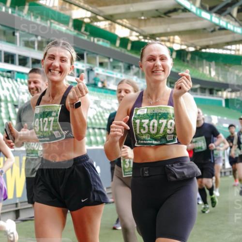 13.09.2026 - 21. swb-Marathon Bremen Michael Burmester http://msf.ph/oto/10421082 13.09.2026 13:21:59 Laufen im Stadion 128, 160, 211, 258, 343, 351, 423, 441, 571, 601, 620, 704, 782, 851, 1060, 1094, 1157, 1158, 1177, 1259, 1316, 1344, 1417, 1439, 1518, 1657, 1669, 1676, 1691, 1729, 1808, 1846, 1883, 2139, 2201, 2258, 2278, 2290, 2394, 2395, 2414, 2417, 2437, 2504, 2519, 2551, 2588, 2619, 2632, 2652, 2660, 2685, 2711, 2736, 2793, 2828, 2886, 2954, 2964, 2995, 3004, 3010, 3022, 3034, 3070, 3074, 3102, 3144, 3225, 3351, 3682, 3784, 4020, 4431, 4584, 1506 meine-sportfotos.de
