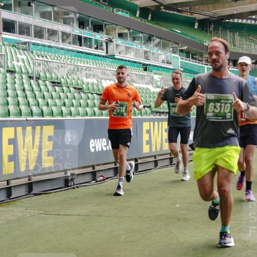 13.09.2026 - 21. swb-Marathon Bremen Michael Burmester http://msf.ph/oto/10421294 13.09.2026 12:59:17 Laufen im Stadion 141, 148, 191, 226, 232, 260, 342, 511, 672, 745, 789, 790, 972, 1080, 1119, 1166, 1191, 1199, 1209, 1281, 1493, 1494, 1516, 1642, 1647, 1931, 1933, 2088, 2210, 2289, 2343, 2367, 2397, 2425, 2481, 2517, 2570, 2577, 2686, 2771, 2806, 2807, 2827, 2885, 2899, 2914, 2953, 2961, 2979, 3015, 3021, 3098, 3120, 3124, 3138, 3148, 3186, 3190, 3233, 3273, 3319, 3338, 3435, 3516, 3531, 3534, 3560, 3652, 3655, 3695, 3861, 3930, 3933, 3934, 205 meine-sportfotos.de