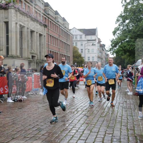 13.09.2026 - Kiel Lauf Yannick Fuchs http://msf.ph/oto/10421319 13.09.2026 10:54:02 Ziel 1117, 1740, 2683, 3024, 3269, 3649, 3886, 4045, 4101, 4264, 4276, 4581, 4867, 5119, 5203, 5431, 5506, 5621, 5626, 5650, 5675, 5678, 5680, 6394, 7144, 7276, 7518, 7535, 8639, 8925, 9088, 9517, 9618, 9666, 10084, 10119, 10146, 10766, 11486, 183, 661, 1117, 1199, 1424, 2033, 2225, 2433, 2692, 2843, 3027, 3092, 3498, 3817, 3822, 3922, 3962, 4249, 4515, 4633, 4657, 4701, 5073, 5203, 5285, 5427, 5431, 5766, 5769, 5788, 5884, 7021, 7132, 11166, 11537, 243 meine-sportfotos.de