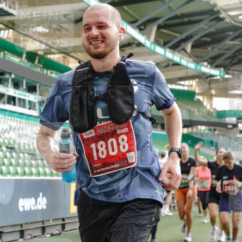 13.09.2026 - 21. swb-Marathon Bremen Michael Burmester http://msf.ph/oto/10421371 13.09.2026 13:22:10 Laufen im Stadion 128, 160, 211, 258, 343, 351, 423, 441, 571, 601, 620, 782, 851, 1060, 1094, 1157, 1158, 1177, 1259, 1316, 1344, 1417, 1439, 1518, 1657, 1669, 1676, 1691, 1729, 1808, 1846, 1883, 2139, 2201, 2213, 2258, 2278, 2290, 2414, 2504, 2551, 2619, 2632, 2652, 2660, 2685, 2711, 2736, 2828, 2954, 2964, 2995, 3004, 3010, 3022, 3034, 3070, 3074, 3144, 3225, 3351, 3530, 3682, 3784, 4020, 4054, 4406, 4407, 4431, 4584, 1506 meine-sportfotos.de