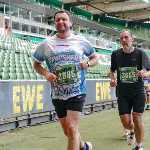 13.09.2026 - 21. swb-Marathon Bremen Michael Burmester http://msf.ph/oto/10421423 13.09.2026 12:59:21 Laufen im Stadion 135, 141, 148, 191, 226, 232, 260, 342, 511, 672, 745, 789, 790, 972, 1080, 1119, 1166, 1191, 1199, 1209, 1281, 1493, 1494, 1516, 1642, 1647, 1931, 1933, 2088, 2210, 2289, 2343, 2367, 2397, 2425, 2481, 2517, 2570, 2577, 2686, 2771, 2806, 2807, 2827, 2885, 2899, 2914, 2953, 2961, 2979, 3015, 3021, 3076, 3098, 3120, 3124, 3138, 3148, 3186, 3190, 3233, 3273, 3338, 3435, 3516, 3531, 3534, 3560, 3652, 3655, 3695, 3855, 3861, 3930, 3933, 3934, 205 meine-sportfotos.de