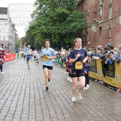 13.09.2026 - Kiel Lauf Yannick Fuchs http://msf.ph/oto/10421428 13.09.2026 09:43:25 Ziel 255, 401, 623, 1508, 4256, 6377, 7099, 7857, 8066, 10189, 10300, 12575, 1040, 1213, 1508, 3041, 3849, 3850, 5530, 5929, 7532, 7874, 8191, 8808, 9311, 9354, 9629, 9933, 10047, 10118, 11753, 12259, 12678, 40, 1049, 1833, 1857, 4171, 5964, 7773, 7905, 8770, 8834, 9323, 9934, 10460, 11246, 12101, 12164, 762, 3827, 3849, 4322, 8870, 9311, 9629, 11721, 12678 meine-sportfotos.de