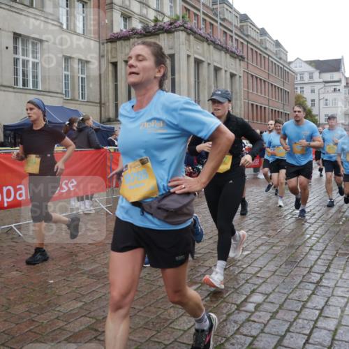13.09.2026 - Kiel Lauf Yannick Fuchs http://msf.ph/oto/10421482 13.09.2026 10:54:23 Ziel 394, 932, 1127, 1613, 1765, 2259, 3729, 4246, 4310, 4827, 5318, 5578, 6063, 6208, 6571, 6887, 7558, 8328, 8640, 8711, 9655, 9863, 10049, 243, 548, 1117, 1343, 1740, 2033, 2196, 2471, 2579, 2683, 2746, 3024, 3092, 3269, 3293, 3337, 3649, 3817, 3822, 3886, 4045, 4101, 4264, 4276, 4525, 4581, 4582, 4701, 4867, 5073, 5119, 5203, 5392, 5431, 5506, 5621, 5626, 5650, 5675, 5678, 5680, 5884, 6519, 6888, 7276, 7518, 7535, 8849, 8925, 9088, 9400 meine-sportfotos.de