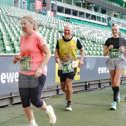 13.09.2026 - 21. swb-Marathon Bremen Michael Burmester http://msf.ph/oto/10421506 13.09.2026 13:22:16 Laufen im Stadion 128, 160, 211, 258, 343, 351, 423, 441, 571, 601, 620, 782, 851, 892, 1060, 1094, 1157, 1158, 1177, 1178, 1259, 1316, 1344, 1417, 1518, 1657, 1669, 1676, 1691, 1729, 1746, 1788, 1808, 1883, 2201, 2213, 2258, 2290, 2414, 2475, 2504, 2526, 2551, 2619, 2632, 2652, 2660, 2685, 2711, 2736, 2828, 2954, 2964, 2995, 3010, 3022, 3034, 3070, 3074, 3144, 3225, 3347, 3351, 3505, 3530, 3682, 3784, 4020, 4054, 4406, 4407, 4431, 4584, 1506 meine-sportfotos.de