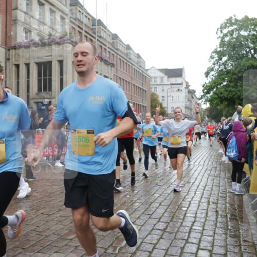 13.09.2026 - Kiel Lauf Yannick Fuchs http://msf.ph/oto/10421562 13.09.2026 10:54:31 Ziel 1127, 1287, 2259, 2506, 4502, 5560, 5578, 6063, 6166, 6208, 6571, 6887, 7558, 8328, 8711, 8867, 9462, 9633, 9655, 10049, 11156, 11529, 11760, 12526, 12710, 243, 394, 548, 932, 1343, 1613, 1740, 1765, 2196, 2471, 2579, 2683, 2746, 3024, 3269, 3293, 3337, 3649, 3729, 3886, 4045, 4101, 4246, 4264, 4276, 4310, 4525, 4581, 4582, 4827, 4867, 5119, 5318, 5392, 5506, 5621, 5650, 5675, 5678, 5680, 6519, 6888, 7276, 7518, 7535, 8640, 8849, 8925, 9088, 9400, 396 meine-sportfotos.de