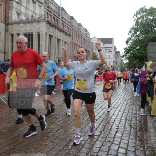 13.09.2026 - Kiel Lauf Yannick Fuchs http://msf.ph/oto/10421568 13.09.2026 10:54:31 Ziel 1127, 1287, 2259, 2506, 4502, 5560, 5578, 6063, 6166, 6208, 6571, 6887, 7558, 8328, 8711, 8867, 9462, 9633, 9655, 10049, 11156, 11529, 11760, 12526, 12710, 243, 394, 548, 932, 1343, 1613, 1740, 1765, 2196, 2471, 2579, 2683, 2746, 3024, 3269, 3293, 3337, 3649, 3729, 3886, 4045, 4101, 4246, 4264, 4276, 4310, 4525, 4581, 4582, 4827, 4867, 5119, 5318, 5392, 5506, 5621, 5650, 5675, 5678, 5680, 6519, 6888, 7276, 7518, 7535, 8640, 8849, 8925, 9088, 9400, 396 meine-sportfotos.de