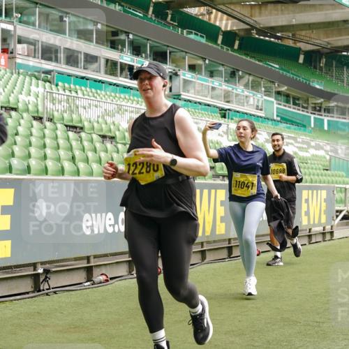 13.09.2026 - 21. swb-Marathon Bremen Michael Burmester http://msf.ph/oto/10421588 13.09.2026 10:45:05 Laufen im Stadion 10137, 10176, 10191, 10192, 10194, 10202, 10242, 10295, 10325, 10335, 10344, 10430, 10459, 10472, 10513, 10524, 10568, 10600, 10605, 10606, 10629, 10651, 10679, 10713, 10756, 10779, 10882, 10979, 10997, 10999, 11081, 11200, 11233, 11307, 11309, 11333, 11337, 11355, 11367, 11385, 11408, 11495, 11629, 11709, 11808, 11932, 11943, 12057, 12089, 12151, 12153, 12177, 12178, 12224, 12226, 12311, 12321, 12334, 12539, 10148, 10330 meine-sportfotos.de