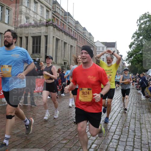 13.09.2026 - Kiel Lauf Yannick Fuchs http://msf.ph/oto/10421635 13.09.2026 10:54:37 Ziel 1127, 1287, 2506, 3939, 4091, 4502, 4938, 5302, 5560, 5821, 6166, 6887, 6889, 7046, 7558, 8542, 8867, 9297, 9424, 9462, 9633, 10015, 10740, 11156, 11529, 11760, 12268, 12526, 12529, 12710, 243, 394, 548, 932, 1127, 1343, 1613, 1740, 1765, 2196, 2259, 2471, 2579, 2746, 3024, 3293, 3337, 3649, 3729, 4246, 4264, 4310, 4525, 4582, 4827, 5119, 5318, 5392, 5578, 5680, 6063, 6208, 6519, 6571, 6887, 6888, 7276, 7535, 7558, 8328, 8640, 8711, 8849, 8925, 9088, 9400, 396, 454 meine-sportfotos.de