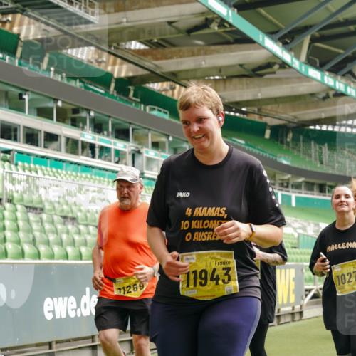 13.09.2026 - 21. swb-Marathon Bremen Michael Burmester http://msf.ph/oto/10421659 13.09.2026 10:45:09 Laufen im Stadion 10137, 10176, 10191, 10192, 10194, 10202, 10242, 10295, 10325, 10335, 10344, 10430, 10459, 10472, 10513, 10524, 10568, 10600, 10629, 10651, 10679, 10713, 10756, 10779, 10882, 10979, 10997, 10999, 11081, 11200, 11233, 11307, 11309, 11355, 11367, 11385, 11408, 11495, 11629, 11709, 11808, 11821, 11932, 11943, 12057, 12089, 12151, 12153, 12177, 12178, 12224, 12226, 12311, 12321, 12334, 12539, 10148, 10330 meine-sportfotos.de