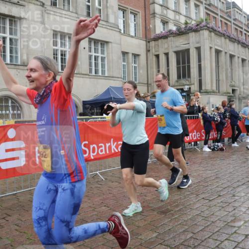 13.09.2026 - Kiel Lauf Yannick Fuchs http://msf.ph/oto/10421715 13.09.2026 10:54:42 Ziel 396, 796, 1063, 1287, 1940, 2506, 3511, 3939, 3950, 4091, 4502, 4772, 4938, 5302, 5521, 5821, 5923, 6166, 6889, 7046, 7696, 8222, 8484, 8542, 8867, 9297, 9424, 9633, 10015, 10134, 10740, 11529, 11760, 12268, 12529, 243, 394, 548, 932, 1127, 1287, 1343, 1613, 1765, 2196, 2259, 2471, 2579, 2746, 3293, 3337, 3649, 3729, 4246, 4310, 4525, 4582, 4827, 5318, 5392, 5560, 5578, 6063, 6166, 6208, 6519, 6571, 6887, 6888, 7276, 7558, 8328, 8640, 8711, 8849, 8925, 9400, 9462, 9633, 454 meine-sportfotos.de