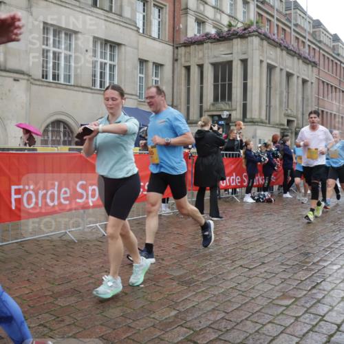 13.09.2026 - Kiel Lauf Yannick Fuchs http://msf.ph/oto/10421719 13.09.2026 10:54:42 Ziel 396, 796, 1063, 1287, 1940, 2506, 3511, 3939, 3950, 4091, 4502, 4772, 4938, 5302, 5521, 5821, 5923, 6166, 6889, 7046, 7696, 8222, 8484, 8542, 8867, 9297, 9424, 9633, 10015, 10134, 10740, 11529, 11760, 12268, 12529, 243, 394, 548, 932, 1127, 1287, 1343, 1613, 1765, 2196, 2259, 2471, 2579, 2746, 3293, 3337, 3649, 3729, 4246, 4310, 4525, 4582, 4827, 5318, 5392, 5560, 5578, 6063, 6166, 6208, 6519, 6571, 6887, 6888, 7276, 7558, 8328, 8640, 8711, 8849, 8925, 9400, 9462, 9633, 454 meine-sportfotos.de