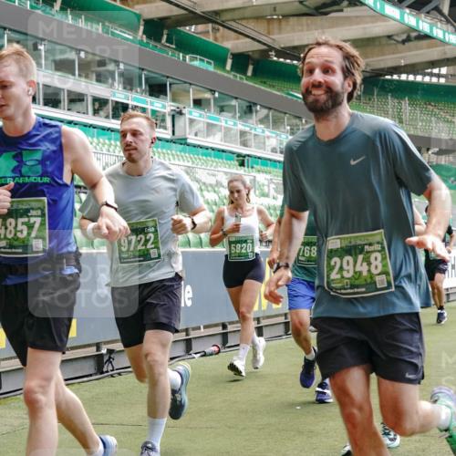 13.09.2026 - 21. swb-Marathon Bremen Michael Burmester http://msf.ph/oto/10421736 13.09.2026 12:59:38 Laufen im Stadion 135, 148, 191, 226, 232, 260, 342, 651, 745, 972, 1080, 1166, 1209, 1281, 1368, 1493, 1494, 1516, 1642, 1650, 1861, 1931, 1935, 1963, 2088, 2210, 2289, 2293, 2306, 2322, 2343, 2367, 2425, 2481, 2517, 2570, 2577, 2686, 2771, 2806, 2807, 2827, 2885, 2899, 2914, 2953, 2961, 2979, 3015, 3021, 3076, 3098, 3105, 3120, 3124, 3145, 3148, 3190, 3233, 3273, 3354, 3435, 3480, 3516, 3531, 3560, 3652, 3729, 3855, 3861, 3930, 3933, 3934, 205 meine-sportfotos.de