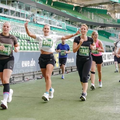 13.09.2026 - 21. swb-Marathon Bremen Michael Burmester http://msf.ph/oto/10421756 13.09.2026 13:22:28 Laufen im Stadion 128, 160, 211, 258, 343, 351, 423, 441, 533, 571, 601, 609, 620, 708, 782, 851, 892, 1060, 1094, 1157, 1158, 1177, 1178, 1259, 1316, 1331, 1344, 1417, 1518, 1657, 1669, 1676, 1691, 1729, 1746, 1788, 1883, 2213, 2290, 2414, 2433, 2475, 2504, 2526, 2551, 2619, 2632, 2652, 2660, 2685, 2711, 2736, 2828, 2954, 2964, 2995, 3010, 3022, 3034, 3144, 3225, 3252, 3347, 3351, 3505, 3530, 3559, 3682, 3727, 3784, 4020, 4054, 4231, 4406, 4407, 4431, 4467, 4584, 1506 meine-sportfotos.de