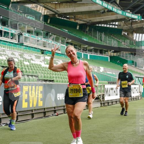 13.09.2026 - 21. swb-Marathon Bremen Michael Burmester http://msf.ph/oto/10421798 13.09.2026 10:45:17 Laufen im Stadion 10137, 10176, 10191, 10192, 10194, 10202, 10242, 10295, 10344, 10430, 10472, 10524, 10568, 10600, 10629, 10651, 10679, 10713, 10756, 10779, 10882, 10979, 10997, 10999, 11081, 11181, 11200, 11233, 11244, 11307, 11309, 11355, 11367, 11385, 11408, 11495, 11574, 11629, 11709, 11808, 11821, 11932, 11943, 12057, 12089, 12151, 12153, 12177, 12178, 12224, 12226, 12285, 12311, 12321, 12334, 12374, 12539, 10148, 10303, 10330 meine-sportfotos.de