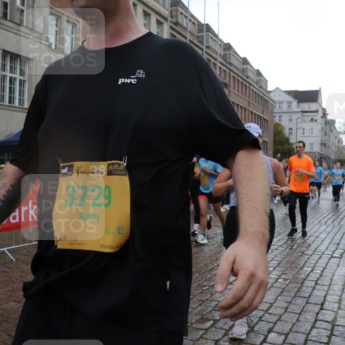 13.09.2026 - Kiel Lauf Yannick Fuchs http://msf.ph/oto/10421816 13.09.2026 10:54:49 Ziel 396, 454, 459, 796, 1063, 1619, 1659, 1940, 2357, 2747, 3162, 3511, 3939, 3950, 4091, 4772, 4938, 5302, 5521, 5770, 5890, 5923, 6842, 7046, 7419, 7696, 8222, 8374, 8484, 8519, 9424, 10134, 10148, 10740, 12268, 394, 932, 1127, 1287, 1613, 1765, 2259, 2506, 3729, 4246, 4310, 4502, 4827, 5318, 5560, 5578, 6063, 6166, 6208, 6571, 6887, 7558, 8328, 8640, 8711, 9462, 9633, 1459, 1815, 1973, 3084, 5104, 243 meine-sportfotos.de