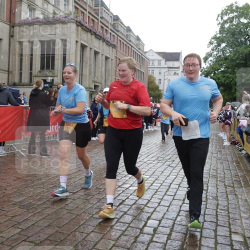 13.09.2026 - Kiel Lauf Yannick Fuchs http://msf.ph/oto/10421858 13.09.2026 10:55:01 Ziel 454, 575, 1232, 1815, 1973, 2198, 2339, 2357, 2548, 2554, 2813, 3084, 3699, 4369, 4370, 4625, 4652, 4665, 4902, 5260, 5890, 6193, 6583, 6842, 7419, 7722, 8121, 8519, 9573, 9601, 9849, 10032, 10058, 10148, 10170, 11157, 11453, 12444, 396, 459, 796, 1063, 1127, 1287, 1619, 1659, 1940, 2506, 2747, 3162, 3511, 3939, 3950, 4091, 4502, 4772, 5560, 6063, 6166, 6208, 6887, 7558, 8711, 9462, 9633, 185, 313, 1459, 1851, 2738, 3429, 3903, 4403, 4678, 4898, 5104, 2259, 5578 meine-sportfotos.de