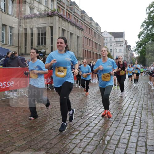 13.09.2026 - Kiel Lauf Yannick Fuchs http://msf.ph/oto/10421875 13.09.2026 10:55:03 Ziel 454, 575, 1232, 1459, 1815, 1973, 2198, 2339, 2357, 2548, 2554, 2813, 3084, 3699, 4369, 4370, 4625, 4652, 4665, 4902, 5260, 5645, 6193, 6498, 6501, 6583, 7722, 8121, 8714, 9573, 9601, 9849, 10032, 10058, 10148, 10170, 11157, 11453, 12176, 12444, 396, 454, 459, 796, 1063, 1287, 1619, 1659, 1940, 2506, 2747, 3162, 3511, 3939, 3950, 4091, 4502, 4772, 5560, 6166, 9462, 9633, 185, 313, 1851, 2738, 3429, 3903, 4403, 4678, 4898, 5104, 2259, 5578 meine-sportfotos.de