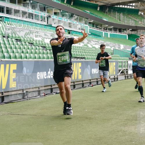 13.09.2026 - 21. swb-Marathon Bremen Michael Burmester http://msf.ph/oto/10421883 13.09.2026 12:59:41 Laufen im Stadion 135, 148, 191, 226, 232, 260, 342, 651, 745, 972, 1080, 1166, 1209, 1281, 1368, 1493, 1494, 1516, 1642, 1650, 1861, 1931, 1935, 1963, 2088, 2210, 2289, 2293, 2306, 2322, 2343, 2367, 2425, 2481, 2517, 2570, 2577, 2686, 2771, 2806, 2807, 2827, 2885, 2899, 2906, 2914, 2953, 2961, 2979, 3015, 3021, 3076, 3098, 3105, 3120, 3124, 3145, 3190, 3233, 3273, 3354, 3435, 3480, 3516, 3531, 3560, 3652, 3729, 3855, 3861, 3930, 3934, 205 meine-sportfotos.de