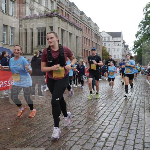 13.09.2026 - Kiel Lauf Yannick Fuchs http://msf.ph/oto/10421886 13.09.2026 10:55:05 Ziel 575, 1232, 1459, 1815, 1973, 2198, 2339, 2548, 2554, 2738, 2813, 3084, 3699, 3903, 4369, 4370, 4625, 4652, 4665, 4898, 4902, 5104, 5260, 5645, 6193, 6490, 6498, 6501, 6583, 6991, 7722, 8121, 8714, 9131, 9573, 9601, 9849, 10032, 10058, 10170, 10571, 11157, 11325, 11358, 11453, 12176, 12444, 396, 454, 459, 796, 1063, 1287, 1619, 1659, 1940, 2357, 2506, 2747, 3162, 3511, 3939, 3950, 4091, 4502, 4772, 6166, 9462, 9633, 185, 313, 1851, 3429, 4403, 4678, 2259, 5578 meine-sportfotos.de