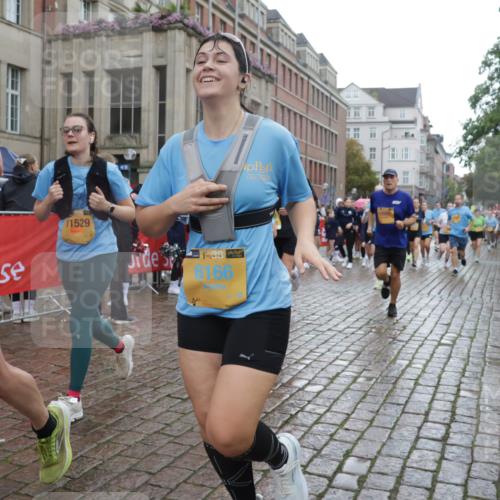 13.09.2026 - Kiel Lauf Yannick Fuchs http://msf.ph/oto/10421894 13.09.2026 10:55:07 Ziel 185, 575, 1232, 1459, 1815, 1973, 2198, 2339, 2548, 2554, 2738, 2813, 3084, 3429, 3699, 3903, 4369, 4403, 4625, 4652, 4665, 4678, 4898, 4902, 5104, 5260, 5645, 5834, 6193, 6490, 6498, 6501, 6583, 6991, 7722, 8121, 8714, 8791, 9131, 9601, 9849, 10032, 10058, 10061, 10170, 10354, 10571, 11157, 11325, 11358, 11453, 12176, 12444, 396, 454, 459, 796, 1063, 1287, 1619, 1659, 1940, 2357, 2506, 2747, 3162, 3511, 3939, 3950, 4091, 4369, 4370, 4502, 4772, 6166, 9633, 313, 1851 meine-sportfotos.de