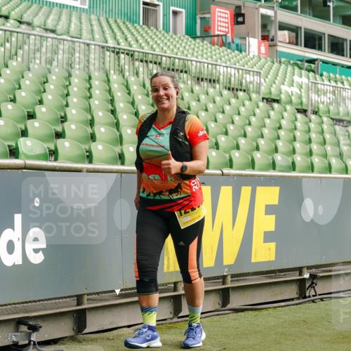 13.09.2026 - 21. swb-Marathon Bremen Michael Burmester http://msf.ph/oto/10421909 13.09.2026 10:45:20 Laufen im Stadion 10137, 10176, 10191, 10192, 10194, 10202, 10242, 10295, 10344, 10430, 10472, 10524, 10568, 10600, 10629, 10651, 10679, 10713, 10756, 10779, 10882, 10979, 10997, 10999, 11081, 11181, 11200, 11233, 11244, 11307, 11309, 11355, 11367, 11385, 11408, 11495, 11574, 11629, 11709, 11808, 11821, 11932, 11943, 12057, 12089, 12151, 12153, 12177, 12178, 12224, 12226, 12285, 12311, 12321, 12334, 12374, 12539, 10148, 10303, 10330 meine-sportfotos.de