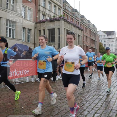 13.09.2026 - Kiel Lauf Yannick Fuchs http://msf.ph/oto/10421943 13.09.2026 10:55:12 Ziel 185, 1459, 1815, 1851, 1973, 2339, 2548, 2738, 3084, 3429, 3645, 3903, 4403, 4678, 4898, 5104, 5645, 5834, 6193, 6490, 6498, 6501, 6583, 6991, 7118, 7450, 7566, 8121, 8714, 8791, 8845, 9131, 10032, 10061, 10354, 10571, 11325, 11358, 11453, 12176, 12444, 396, 454, 459, 575, 796, 1063, 1232, 1619, 1659, 1940, 2198, 2357, 2548, 2554, 2747, 2813, 3162, 3511, 3699, 3939, 3950, 4091, 4369, 4370, 4625, 4652, 4665, 4772, 4902, 7722, 8121, 34, 313 meine-sportfotos.de