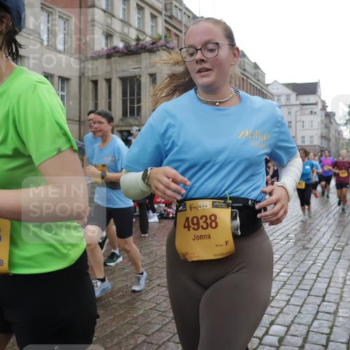 13.09.2026 - Kiel Lauf Yannick Fuchs http://msf.ph/oto/10421956 13.09.2026 10:55:13 Ziel 185, 1459, 1815, 1851, 1973, 2339, 2738, 3084, 3429, 3645, 3903, 4403, 4678, 4898, 5104, 5645, 5834, 6193, 6490, 6498, 6501, 6583, 6800, 6991, 7118, 7450, 7566, 8714, 8791, 8845, 9131, 10032, 10061, 10354, 10571, 10936, 11325, 11358, 11453, 11751, 12176, 12444, 12610, 396, 454, 459, 575, 796, 1063, 1232, 1619, 1659, 1940, 2198, 2339, 2357, 2548, 2554, 2747, 2813, 3162, 3511, 3699, 3939, 3950, 4091, 4369, 4370, 4625, 4652, 4665, 4772, 4902, 7722, 8121, 34, 313 meine-sportfotos.de