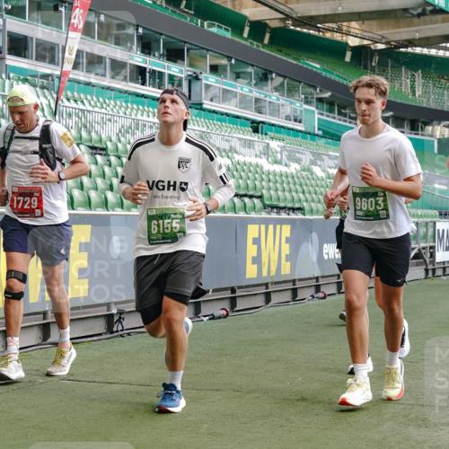 13.09.2026 - 21. swb-Marathon Bremen Michael Burmester http://msf.ph/oto/10422076 13.09.2026 13:22:36 Laufen im Stadion 128, 160, 211, 258, 343, 351, 423, 441, 533, 571, 601, 609, 708, 782, 851, 892, 1060, 1094, 1157, 1158, 1177, 1178, 1259, 1316, 1331, 1344, 1417, 1518, 1657, 1669, 1676, 1691, 1729, 1746, 1788, 1883, 2213, 2290, 2433, 2475, 2504, 2526, 2551, 2619, 2632, 2652, 2660, 2685, 2711, 2828, 2954, 2964, 2995, 3022, 3034, 3144, 3225, 3252, 3347, 3351, 3423, 3447, 3505, 3530, 3559, 3682, 3727, 3784, 3819, 4020, 4054, 4231, 4406, 4407, 4431, 4467, 4584, 1506 meine-sportfotos.de
