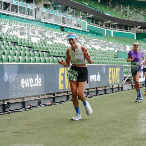 13.09.2026 - 21. swb-Marathon Bremen Michael Burmester http://msf.ph/oto/10422108 13.09.2026 12:59:48 Laufen im Stadion 135, 148, 191, 226, 232, 260, 342, 651, 745, 972, 1080, 1166, 1209, 1368, 1493, 1494, 1516, 1650, 1861, 1931, 1935, 1963, 2088, 2210, 2289, 2293, 2306, 2322, 2343, 2367, 2425, 2481, 2517, 2570, 2577, 2686, 2700, 2771, 2806, 2807, 2827, 2885, 2899, 2906, 2914, 2953, 2961, 2979, 3015, 3021, 3076, 3098, 3105, 3120, 3124, 3145, 3168, 3190, 3233, 3273, 3354, 3435, 3480, 3516, 3531, 3652, 3729, 3774, 3855, 3856, 3861, 3930, 3934, 205 meine-sportfotos.de