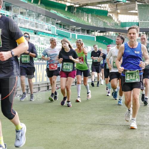 13.09.2026 - 21. swb-Marathon Bremen Michael Burmester http://msf.ph/oto/10422201 13.09.2026 13:22:41 Laufen im Stadion 128, 160, 211, 258, 343, 351, 423, 441, 533, 571, 601, 609, 708, 782, 851, 892, 1060, 1094, 1157, 1177, 1178, 1259, 1316, 1331, 1344, 1417, 1518, 1657, 1669, 1691, 1729, 1746, 1788, 1883, 2213, 2290, 2433, 2475, 2504, 2526, 2551, 2619, 2632, 2652, 2660, 2685, 2711, 2828, 2954, 2964, 2995, 3022, 3034, 3225, 3252, 3347, 3351, 3423, 3447, 3505, 3530, 3559, 3682, 3727, 3770, 3784, 3819, 4020, 4054, 4231, 4406, 4407, 4431, 4466, 4467, 4584, 1506 meine-sportfotos.de