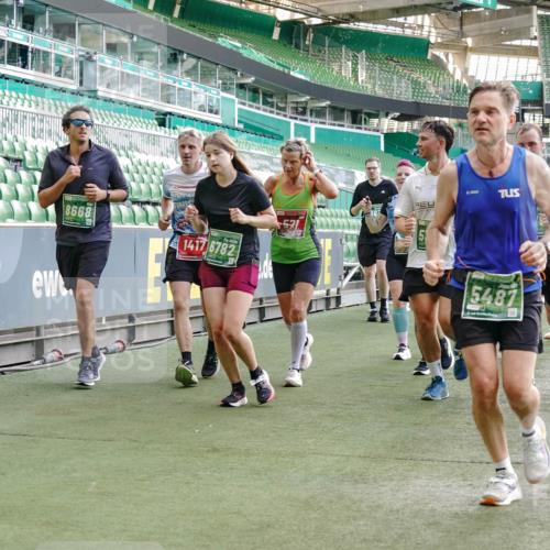 13.09.2026 - 21. swb-Marathon Bremen Michael Burmester http://msf.ph/oto/10422233 13.09.2026 13:22:41 Laufen im Stadion 128, 160, 211, 258, 343, 351, 423, 441, 533, 571, 601, 609, 708, 782, 851, 892, 1060, 1094, 1157, 1177, 1178, 1259, 1316, 1331, 1344, 1417, 1518, 1657, 1669, 1691, 1729, 1746, 1788, 1883, 2213, 2290, 2433, 2475, 2504, 2526, 2551, 2619, 2632, 2652, 2660, 2685, 2711, 2828, 2954, 2964, 2995, 3022, 3034, 3225, 3252, 3347, 3351, 3423, 3447, 3505, 3530, 3559, 3682, 3727, 3770, 3784, 3819, 4020, 4054, 4231, 4406, 4407, 4431, 4466, 4467, 4584, 1506 meine-sportfotos.de