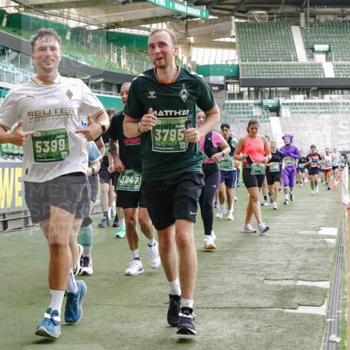 13.09.2026 - 21. swb-Marathon Bremen Michael Burmester http://msf.ph/oto/10422290 13.09.2026 13:22:43 Laufen im Stadion 128, 160, 211, 258, 343, 351, 423, 441, 533, 571, 601, 609, 708, 782, 851, 892, 1060, 1094, 1157, 1177, 1178, 1259, 1316, 1331, 1344, 1417, 1518, 1657, 1669, 1691, 1729, 1746, 1788, 1883, 2213, 2290, 2433, 2475, 2504, 2526, 2551, 2619, 2632, 2652, 2660, 2685, 2711, 2828, 2954, 2964, 2995, 3022, 3034, 3225, 3252, 3347, 3351, 3423, 3447, 3505, 3530, 3559, 3682, 3727, 3770, 3784, 3819, 4020, 4054, 4231, 4406, 4407, 4431, 4466, 4467, 4584, 1506 meine-sportfotos.de