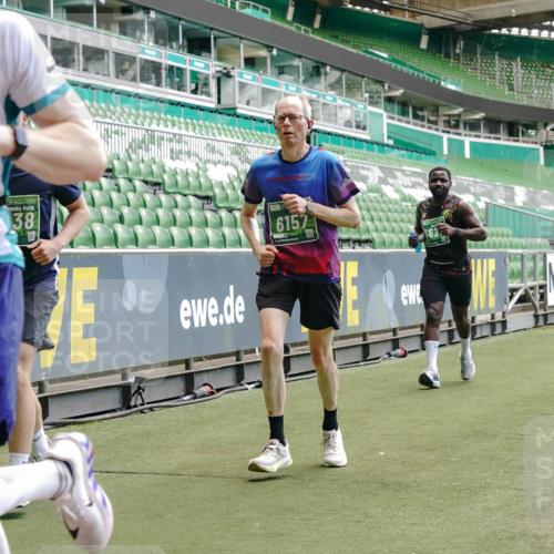 13.09.2026 - 21. swb-Marathon Bremen Michael Burmester http://msf.ph/oto/10422308 13.09.2026 12:59:56 Laufen im Stadion 135, 191, 226, 232, 260, 342, 651, 745, 972, 1080, 1166, 1209, 1368, 1493, 1494, 1516, 1650, 1861, 1935, 1963, 2088, 2210, 2289, 2293, 2306, 2322, 2367, 2427, 2481, 2517, 2570, 2577, 2686, 2700, 2708, 2806, 2807, 2827, 2885, 2899, 2906, 2914, 2953, 2961, 2979, 3015, 3021, 3076, 3098, 3105, 3120, 3124, 3145, 3168, 3173, 3190, 3233, 3273, 3354, 3435, 3480, 3516, 3531, 3642, 3652, 3729, 3774, 3855, 3856, 3861, 3930, 3934 meine-sportfotos.de