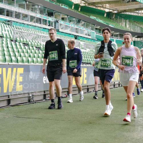 13.09.2026 - 21. swb-Marathon Bremen Michael Burmester http://msf.ph/oto/10422418 13.09.2026 13:22:48 Laufen im Stadion 128, 160, 211, 258, 343, 351, 423, 434, 441, 533, 571, 601, 609, 708, 851, 892, 1060, 1094, 1157, 1178, 1259, 1331, 1344, 1417, 1518, 1657, 1669, 1691, 1729, 1746, 1788, 1883, 2213, 2290, 2433, 2475, 2504, 2526, 2619, 2632, 2652, 2660, 2685, 2711, 2828, 2954, 2964, 2968, 2995, 3022, 3034, 3225, 3252, 3292, 3347, 3351, 3423, 3447, 3505, 3530, 3559, 3682, 3727, 3770, 3784, 3819, 4020, 4054, 4231, 4406, 4407, 4431, 4466, 4467, 4584, 1506 meine-sportfotos.de