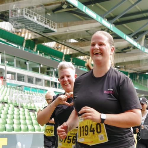 13.09.2026 - 21. swb-Marathon Bremen Michael Burmester http://msf.ph/oto/10422432 13.09.2026 10:45:46 Laufen im Stadion 10137, 10176, 10191, 10192, 10194, 10202, 10242, 10344, 10430, 10472, 10524, 10568, 10600, 10651, 10679, 10713, 10979, 11050, 11081, 11181, 11200, 11244, 11296, 11309, 11367, 11385, 11457, 11495, 11529, 11530, 11546, 11574, 11629, 11675, 11709, 11760, 11808, 11821, 11932, 11943, 12057, 12089, 12151, 12153, 12177, 12178, 12211, 12224, 12226, 12285, 12311, 12316, 12317, 12321, 12334, 12374, 12422, 12462, 12539, 10002, 10148, 10303, 10330, 10361, 10362 meine-sportfotos.de