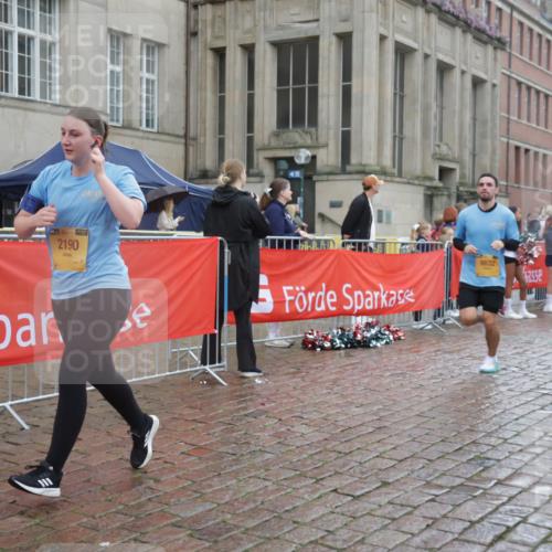 13.09.2026 - Kiel Lauf Yannick Fuchs http://msf.ph/oto/10422504 13.09.2026 10:56:12 Ziel 429, 574, 774, 775, 778, 1208, 1618, 2829, 3267, 3541, 5009, 5067, 5682, 5683, 6605, 7292, 7483, 7995, 8054, 8073, 8158, 9210, 10421, 10433, 10570, 10750, 10774, 10795, 12043, 12171, 12603, 280, 350, 566, 712, 1264, 1673, 1929, 2190, 2208, 2264, 2564, 2589, 2798, 3297, 3539, 4556, 4747, 5034, 5279, 5553, 5752, 5772, 6572, 7707, 7851, 7988, 7995, 8346, 8631, 8632, 8722, 8733, 8813, 8910, 9069, 11036, 11196, 12316, 12327, 12499, 12579, 248, 1504, 34 meine-sportfotos.de