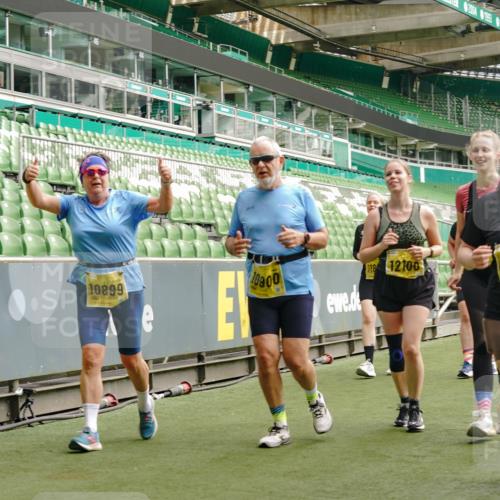 13.09.2026 - 21. swb-Marathon Bremen Michael Burmester http://msf.ph/oto/10422553 13.09.2026 10:45:52 Laufen im Stadion 10137, 10161, 10191, 10192, 10194, 10202, 10242, 10344, 10430, 10472, 10524, 10535, 10568, 10600, 10651, 10679, 10713, 10895, 10979, 11050, 11081, 11181, 11200, 11244, 11296, 11309, 11367, 11457, 11495, 11529, 11530, 11546, 11574, 11629, 11675, 11709, 11760, 11808, 11821, 11932, 12057, 12089, 12151, 12153, 12177, 12178, 12211, 12224, 12226, 12285, 12311, 12316, 12317, 12321, 12334, 12374, 12422, 12462, 12539, 10002, 10148, 10303, 10330, 10361, 10362 meine-sportfotos.de