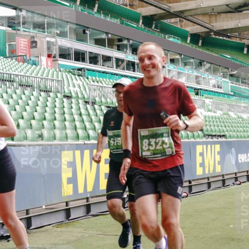13.09.2026 - 21. swb-Marathon Bremen Michael Burmester http://msf.ph/oto/10422565 13.09.2026 13:00:04 Laufen im Stadion 135, 191, 226, 232, 260, 342, 651, 745, 972, 1080, 1166, 1209, 1368, 1493, 1494, 1516, 1650, 1861, 1935, 1963, 2088, 2210, 2289, 2293, 2306, 2322, 2367, 2427, 2481, 2490, 2517, 2570, 2577, 2658, 2686, 2700, 2708, 2781, 2806, 2827, 2885, 2899, 2906, 2914, 2953, 2961, 2967, 2979, 3015, 3021, 3076, 3098, 3105, 3120, 3124, 3145, 3168, 3173, 3190, 3233, 3273, 3354, 3385, 3435, 3480, 3516, 3531, 3642, 3652, 3729, 3774, 3855, 3856, 3861, 3930, 3934 meine-sportfotos.de