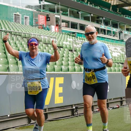 13.09.2026 - 21. swb-Marathon Bremen Michael Burmester http://msf.ph/oto/10422600 13.09.2026 10:45:53 Laufen im Stadion 10137, 10161, 10191, 10192, 10194, 10202, 10242, 10344, 10430, 10472, 10524, 10535, 10568, 10600, 10651, 10679, 10713, 10895, 10970, 10979, 11050, 11081, 11181, 11200, 11244, 11296, 11309, 11367, 11457, 11495, 11529, 11530, 11546, 11574, 11629, 11675, 11709, 11760, 11808, 11821, 11932, 12057, 12089, 12151, 12153, 12177, 12178, 12211, 12224, 12226, 12285, 12311, 12316, 12317, 12321, 12374, 12422, 12462, 12539, 10002, 10148, 10303, 10330, 10361, 10362 meine-sportfotos.de