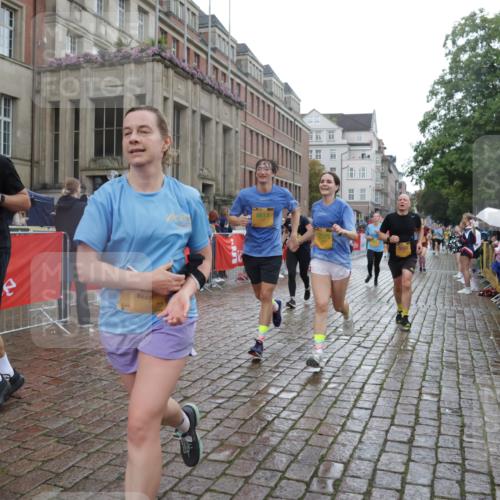 13.09.2026 - Kiel Lauf Yannick Fuchs http://msf.ph/oto/10422687 13.09.2026 10:56:30 Ziel 248, 476, 929, 1504, 1557, 1666, 2560, 2674, 2880, 3000, 3061, 3286, 3410, 4180, 4440, 5593, 6067, 6530, 6882, 6884, 7594, 7642, 8989, 8997, 9674, 10264, 10509, 10659, 12669, 12762, 350, 429, 574, 712, 774, 775, 778, 1208, 1618, 2075, 2454, 2564, 2798, 2829, 3267, 3541, 4806, 5009, 5067, 5553, 5682, 5683, 6572, 6605, 7292, 7483, 7707, 7851, 7995, 8054, 8073, 8158, 8813, 8910, 9069, 9210, 10421, 10433, 10570, 10750, 10774, 10795, 12316, 12579, 452, 1139 meine-sportfotos.de