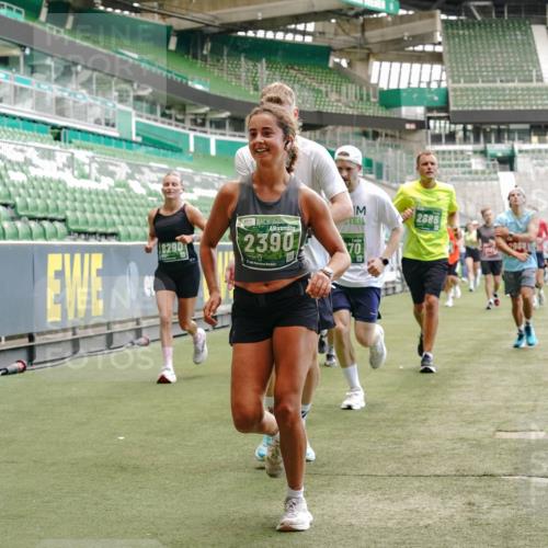 13.09.2026 - 21. swb-Marathon Bremen Michael Burmester http://msf.ph/oto/10422694 13.09.2026 13:00:09 Laufen im Stadion 135, 191, 226, 232, 242, 260, 342, 651, 687, 745, 972, 1080, 1166, 1209, 1368, 1493, 1494, 1516, 1650, 1861, 1935, 1963, 2088, 2210, 2289, 2293, 2306, 2322, 2367, 2409, 2427, 2481, 2485, 2490, 2517, 2560, 2570, 2577, 2658, 2686, 2700, 2708, 2781, 2806, 2827, 2885, 2899, 2906, 2914, 2953, 2961, 2967, 2979, 3015, 3021, 3076, 3098, 3105, 3124, 3145, 3168, 3173, 3190, 3233, 3273, 3354, 3385, 3435, 3480, 3516, 3524, 3531, 3642, 3652, 3729, 3774, 3855, 3856, 3861, 3930, 3934 meine-sportfotos.de
