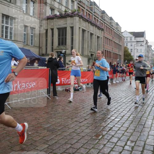13.09.2026 - Kiel Lauf Yannick Fuchs http://msf.ph/oto/10422726 13.09.2026 10:56:33 Ziel 248, 476, 929, 1139, 1504, 1557, 1666, 1805, 2560, 2674, 2880, 3000, 3061, 3286, 3410, 3413, 3466, 4180, 4209, 4440, 5593, 6067, 6882, 7594, 7642, 8989, 8997, 9674, 10509, 10621, 10659, 12669, 12762, 350, 429, 574, 712, 774, 775, 778, 1208, 1618, 2075, 2454, 2564, 2829, 3267, 3541, 4806, 5009, 5067, 5682, 5683, 6530, 6572, 6605, 6884, 7292, 7483, 7995, 8054, 8073, 8158, 8910, 9069, 9210, 10264, 10421, 10433, 10570, 10750, 10774, 10795, 12316, 452 meine-sportfotos.de