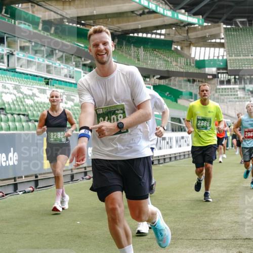 13.09.2026 - 21. swb-Marathon Bremen Michael Burmester http://msf.ph/oto/10422731 13.09.2026 13:00:10 Laufen im Stadion 135, 191, 226, 232, 242, 260, 342, 651, 687, 745, 972, 1080, 1166, 1209, 1368, 1493, 1494, 1516, 1650, 1861, 1935, 1963, 2088, 2210, 2289, 2293, 2306, 2322, 2367, 2409, 2427, 2481, 2485, 2490, 2517, 2560, 2570, 2577, 2658, 2686, 2700, 2708, 2781, 2806, 2827, 2885, 2899, 2906, 2914, 2953, 2961, 2967, 2979, 3015, 3021, 3076, 3098, 3105, 3124, 3145, 3168, 3173, 3190, 3233, 3273, 3354, 3385, 3480, 3516, 3524, 3531, 3642, 3652, 3729, 3774, 3855, 3856, 3861, 3930, 3934 meine-sportfotos.de