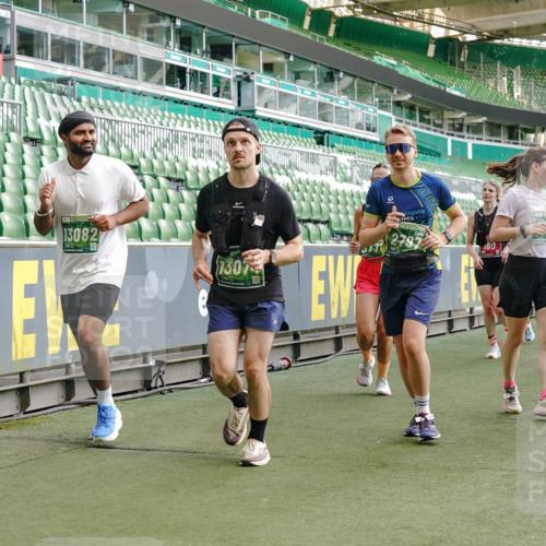 13.09.2026 - 21. swb-Marathon Bremen Michael Burmester http://msf.ph/oto/10422777 13.09.2026 13:23:00 Laufen im Stadion 128, 160, 211, 258, 343, 351, 434, 533, 571, 609, 708, 851, 892, 1060, 1157, 1178, 1259, 1331, 1344, 1417, 1598, 1657, 1669, 1691, 1729, 1746, 1788, 1883, 2213, 2286, 2290, 2433, 2445, 2475, 2495, 2504, 2526, 2619, 2632, 2652, 2660, 2685, 2711, 2768, 2936, 2964, 2968, 2995, 3022, 3034, 3225, 3252, 3282, 3292, 3347, 3351, 3364, 3395, 3423, 3447, 3505, 3530, 3559, 3682, 3727, 3770, 3784, 3819, 4020, 4054, 4231, 4406, 4407, 4431, 4466, 4467, 4584, 1506 meine-sportfotos.de