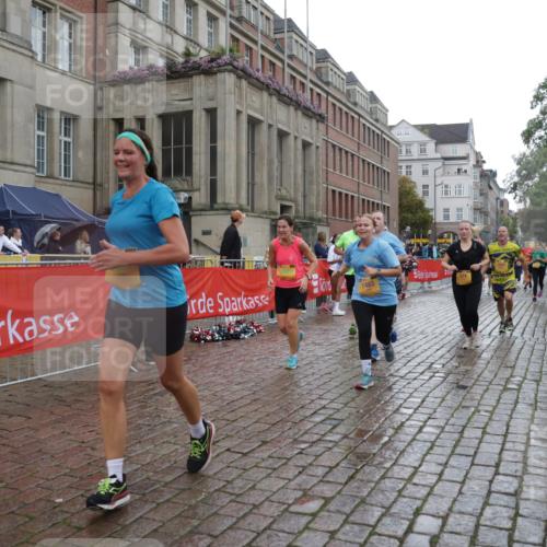 13.09.2026 - Kiel Lauf Yannick Fuchs http://msf.ph/oto/10422789 13.09.2026 10:56:39 Ziel 452, 1115, 1139, 1157, 1504, 1557, 1666, 1805, 2526, 2560, 3000, 3061, 3286, 3410, 3413, 3466, 4180, 4209, 4367, 4912, 5593, 6067, 6882, 7209, 7594, 7642, 7912, 8799, 9674, 10621, 10659, 12721, 12762, 248, 476, 574, 778, 929, 1208, 1618, 2075, 2454, 2674, 2829, 2880, 3061, 3267, 3541, 4440, 4806, 5009, 5067, 5682, 5683, 6530, 6605, 6884, 7292, 7483, 8054, 8073, 8158, 8989, 8997, 9210, 10264, 10421, 10433, 10509, 10570, 10750, 10774, 10795, 502 meine-sportfotos.de
