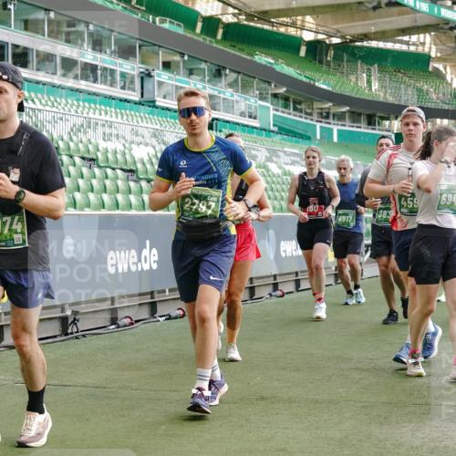 13.09.2026 - 21. swb-Marathon Bremen Michael Burmester http://msf.ph/oto/10422809 13.09.2026 13:23:01 Laufen im Stadion 128, 160, 211, 258, 324, 343, 351, 434, 533, 571, 609, 708, 851, 892, 1060, 1157, 1178, 1259, 1331, 1344, 1417, 1597, 1598, 1657, 1669, 1691, 1729, 1746, 1788, 1883, 2213, 2286, 2290, 2433, 2445, 2475, 2495, 2504, 2526, 2619, 2632, 2652, 2660, 2685, 2711, 2768, 2936, 2964, 2968, 2995, 3022, 3034, 3225, 3252, 3282, 3292, 3347, 3351, 3364, 3395, 3423, 3447, 3505, 3530, 3559, 3682, 3727, 3770, 3784, 3819, 4020, 4054, 4231, 4406, 4407, 4431, 4466, 4467, 4584, 1506 meine-sportfotos.de