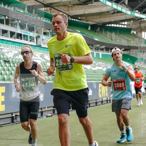 13.09.2026 - 21. swb-Marathon Bremen Michael Burmester http://msf.ph/oto/10422832 13.09.2026 13:00:13 Laufen im Stadion 135, 191, 226, 232, 242, 260, 342, 651, 687, 745, 972, 1080, 1166, 1209, 1368, 1493, 1494, 1516, 1650, 1861, 1935, 1963, 2088, 2210, 2289, 2293, 2306, 2322, 2409, 2427, 2481, 2485, 2490, 2517, 2560, 2570, 2577, 2658, 2686, 2700, 2708, 2781, 2806, 2827, 2885, 2899, 2906, 2914, 2953, 2961, 2967, 2979, 3015, 3021, 3076, 3098, 3105, 3124, 3145, 3168, 3173, 3190, 3233, 3273, 3354, 3385, 3480, 3516, 3524, 3531, 3642, 3652, 3729, 3774, 3855, 3856, 3861, 3930, 3934 meine-sportfotos.de